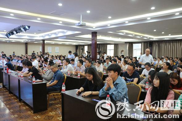 创客云商全新升级，体验商业创新平台的最新版本下载
