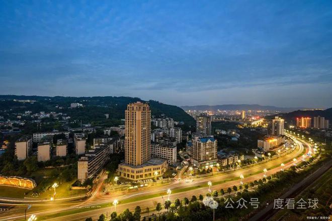 九龙帝景湾最新消息,九龙帝景湾最新消息，探索自然美景的旅行，寻找内心的平和与宁静
