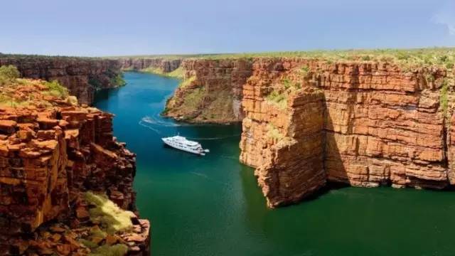 特朗普最新访问国家，自然美景探索之旅启动