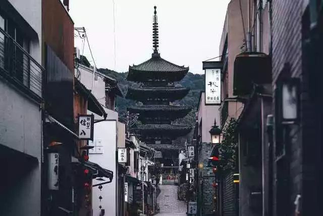 小巷深处的独特风情小店，最新流出在线探店体验
